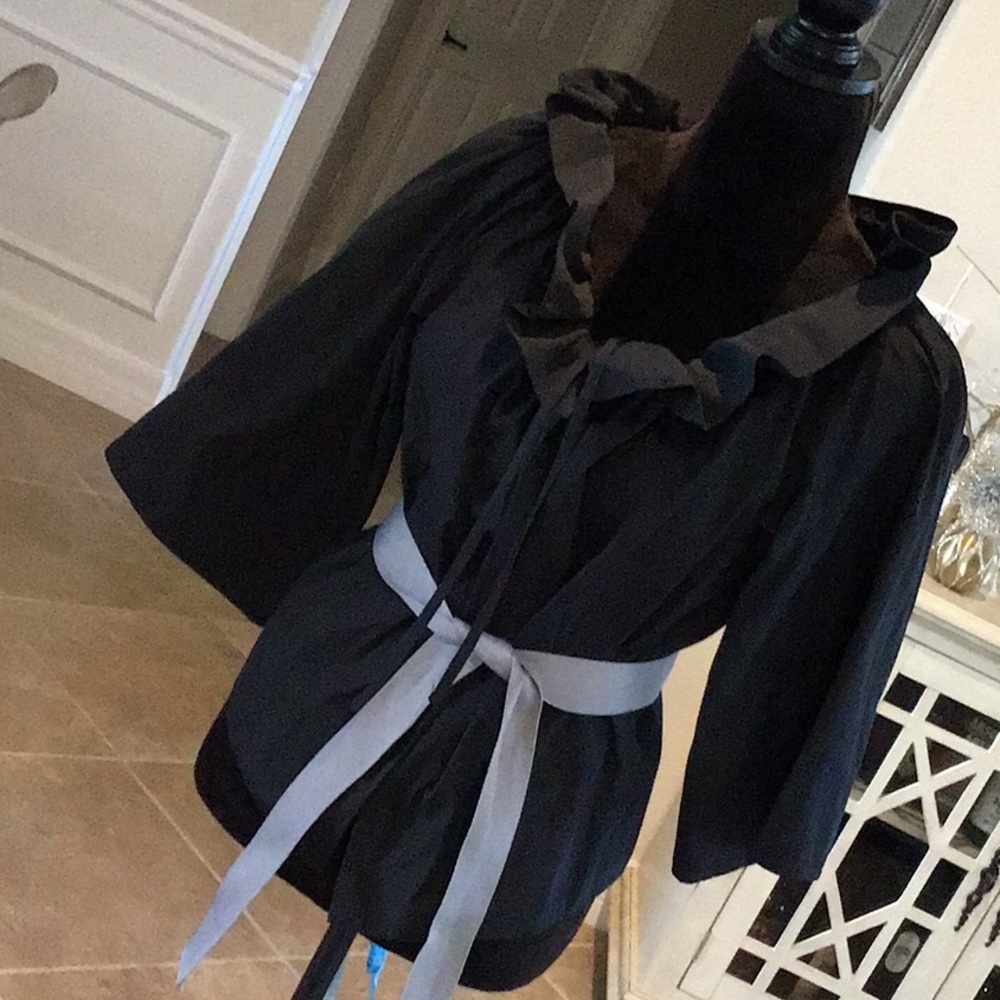 Hoss Intropia one snap belted ruffle jacket, lightweight, black w/gray belt, 42